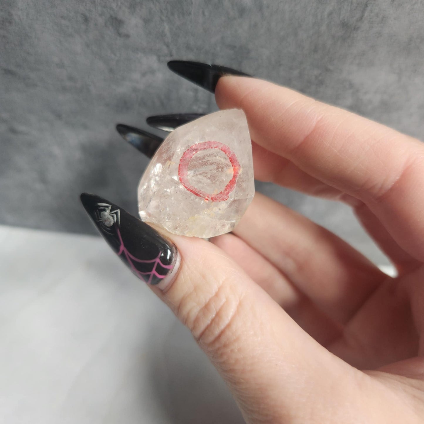 Enhydro in Quartz