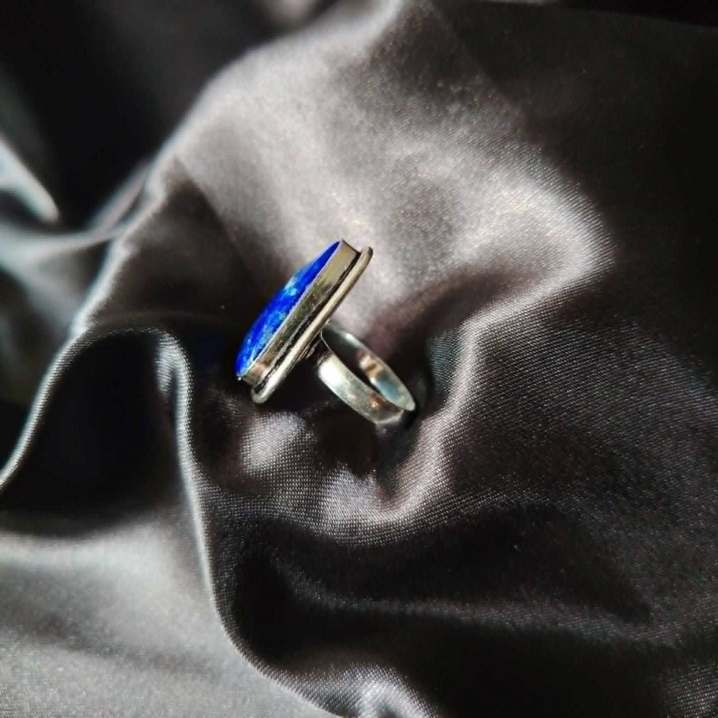 Lapis Lazuli- Size 7
