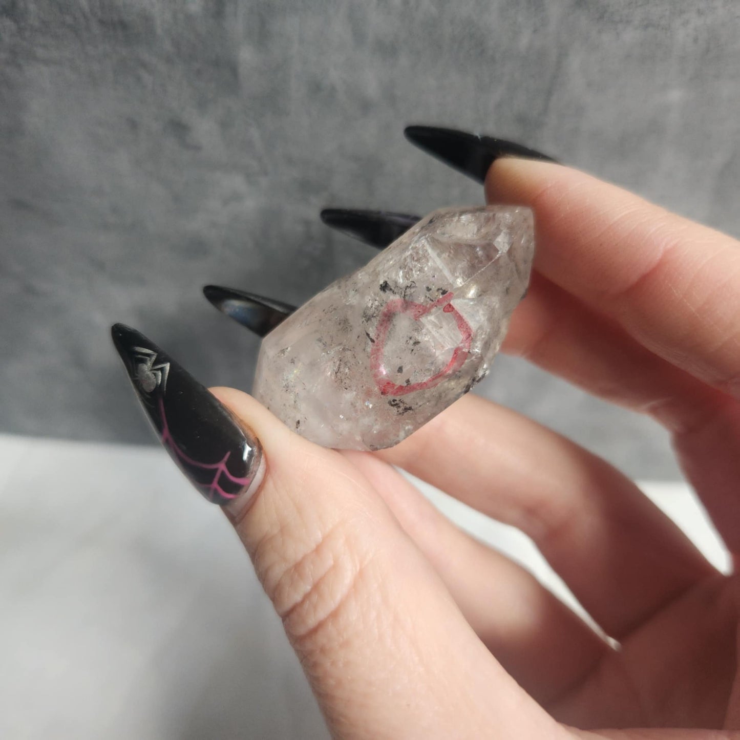 Enhydro in Quartz