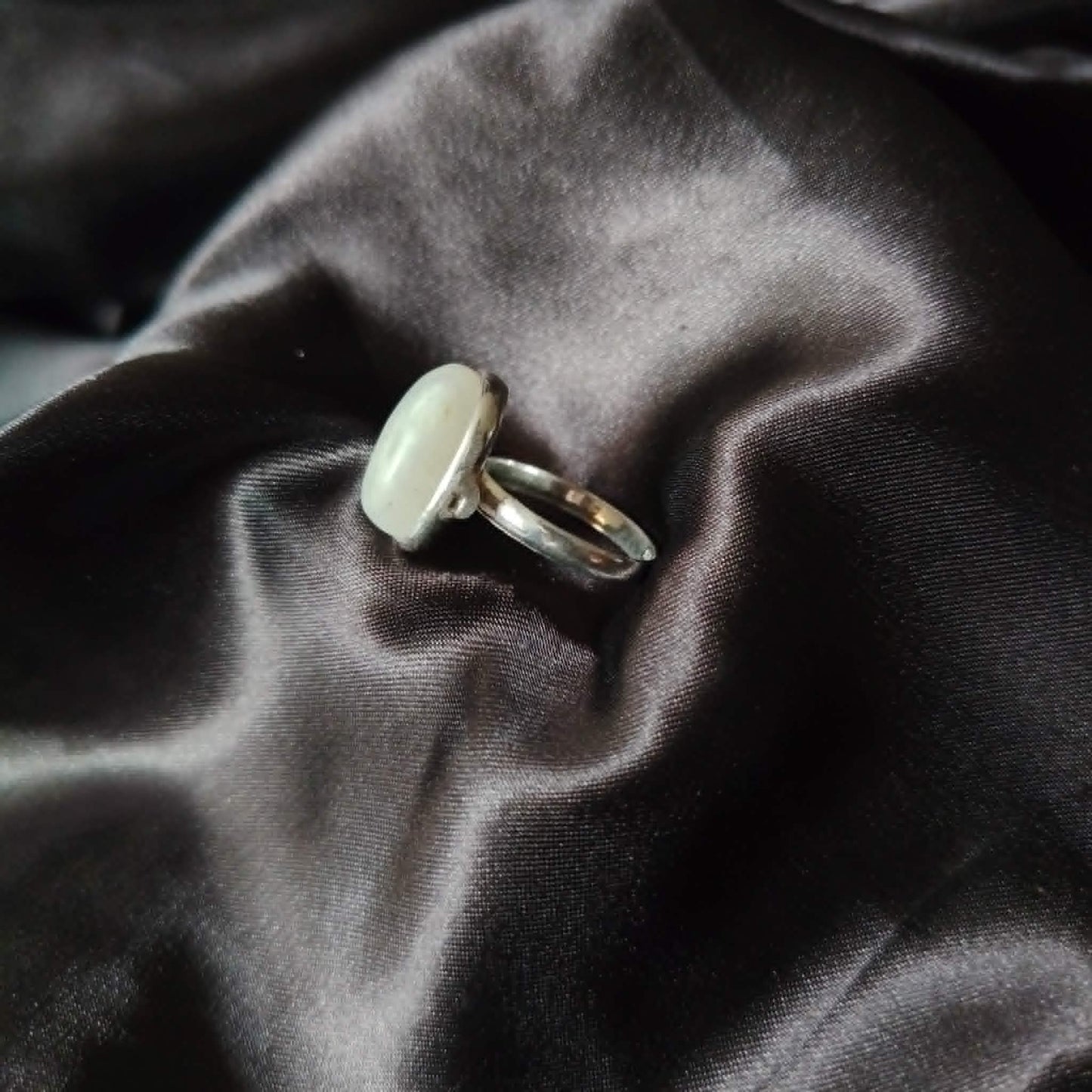 Moonstone- Size 8