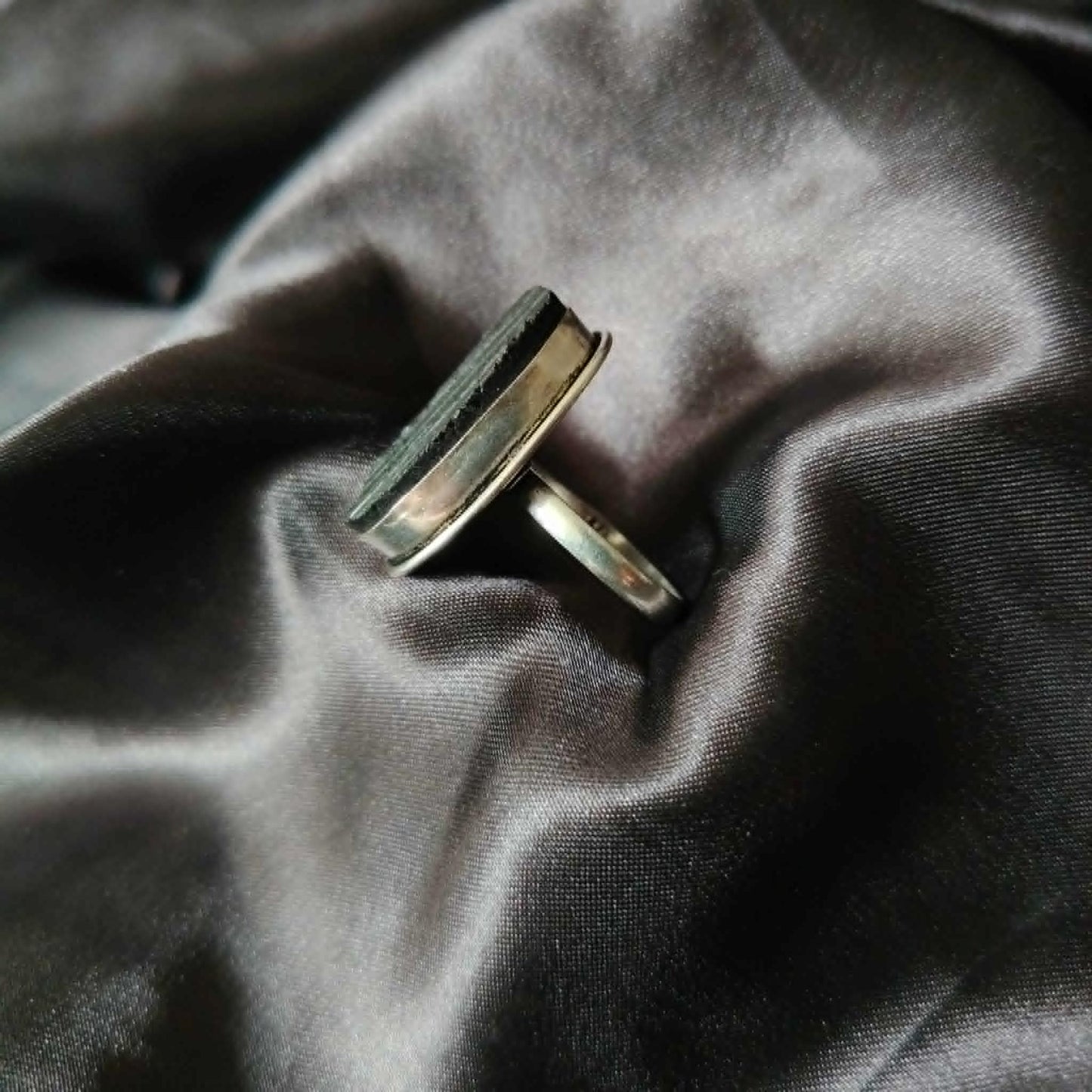 Black Tourmaline - Size 8