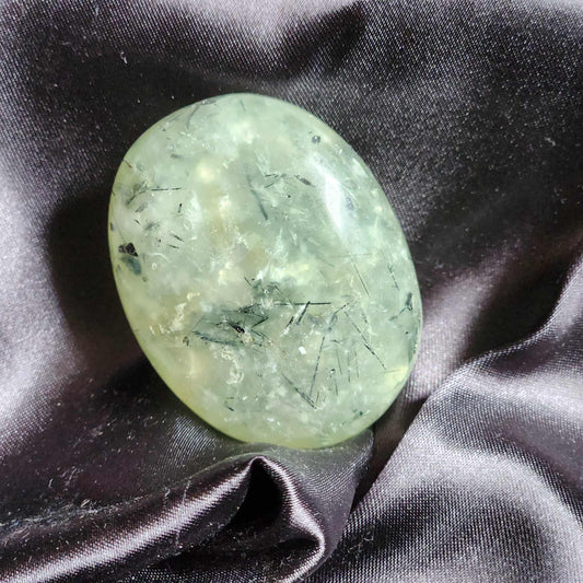 Epidote in Prehnite
