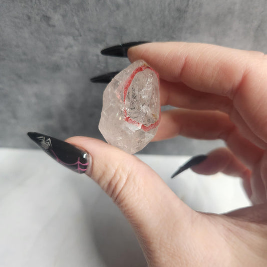 Enhydro in Quartz