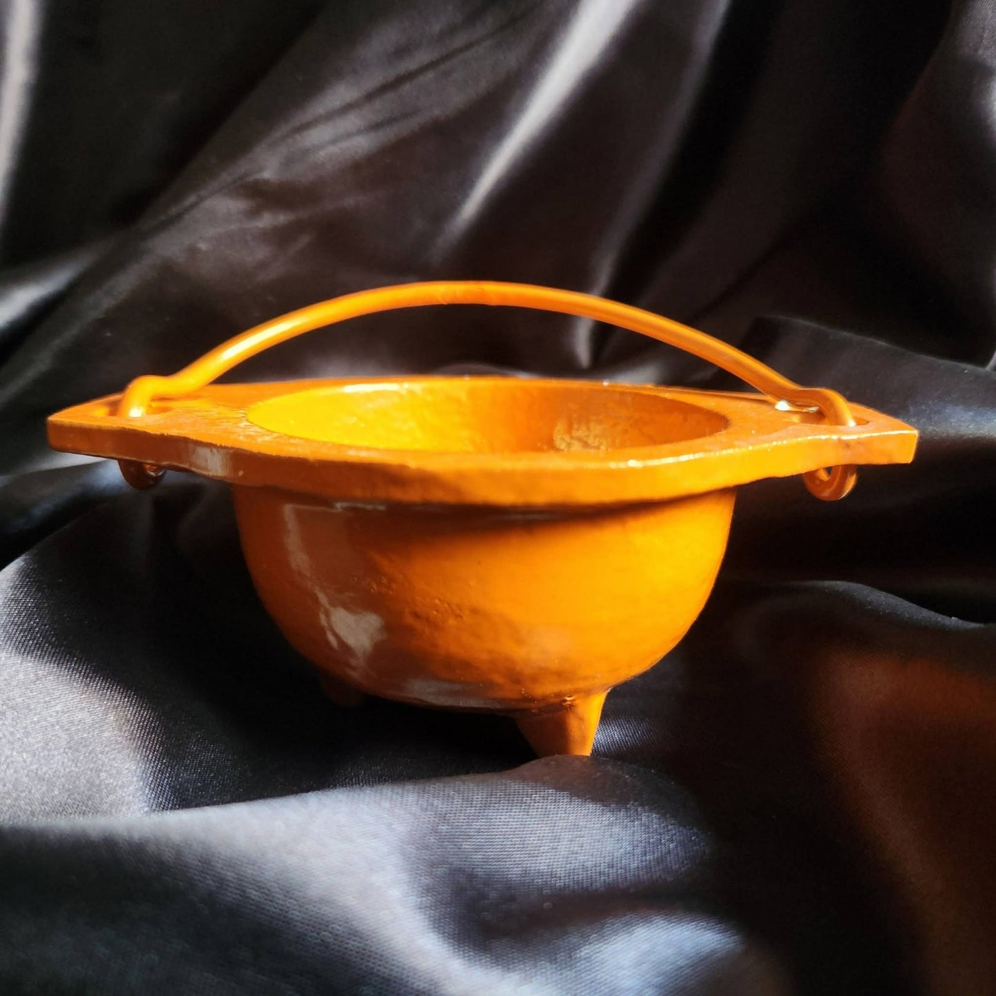 Cauldron-Coloured