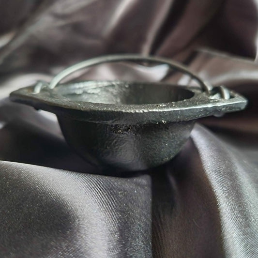 Cauldron- Black
